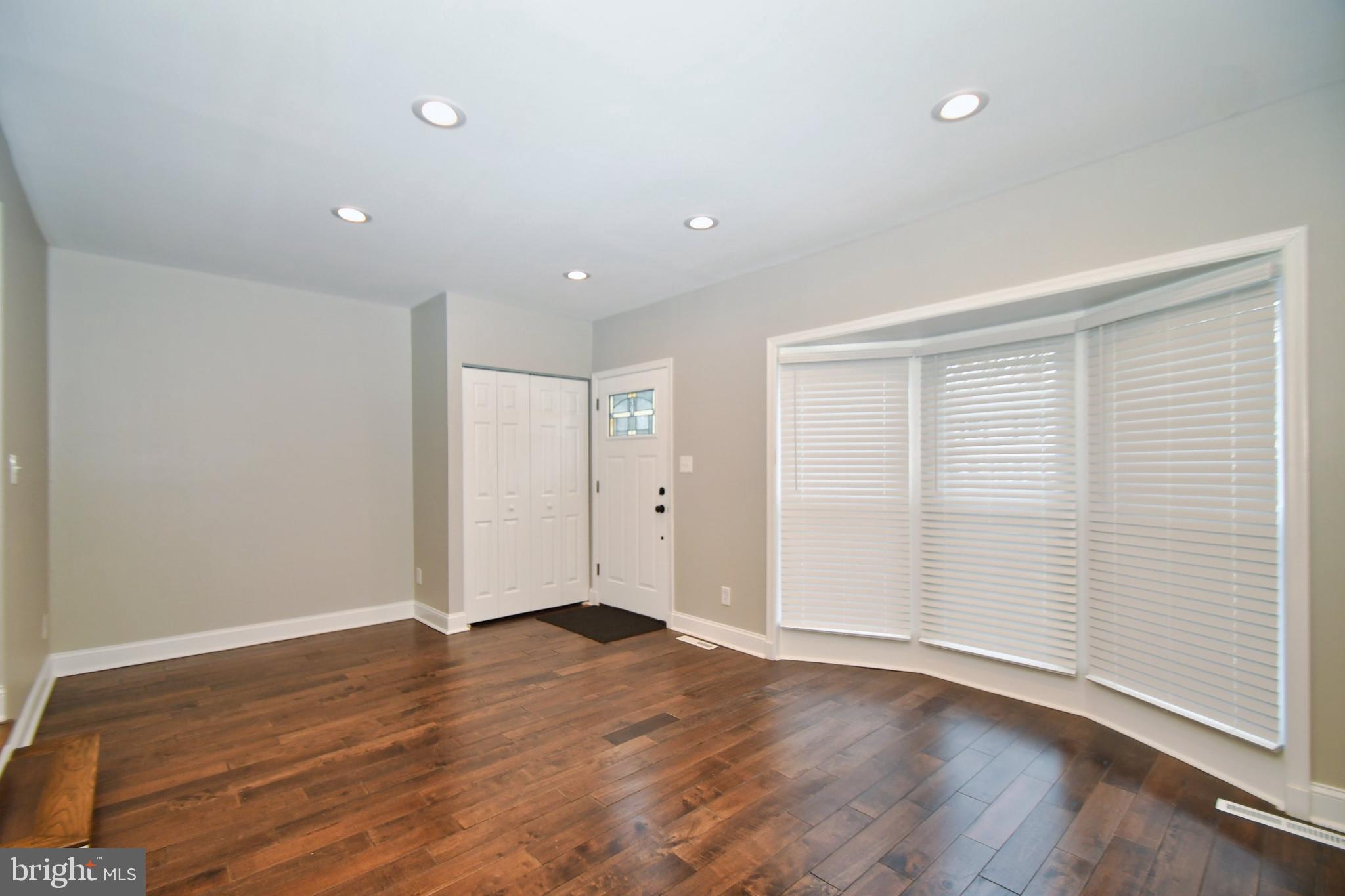 4817 Variation Road Baltimore, MD 21236 - Photo 5 of 42 LR ready to move in!