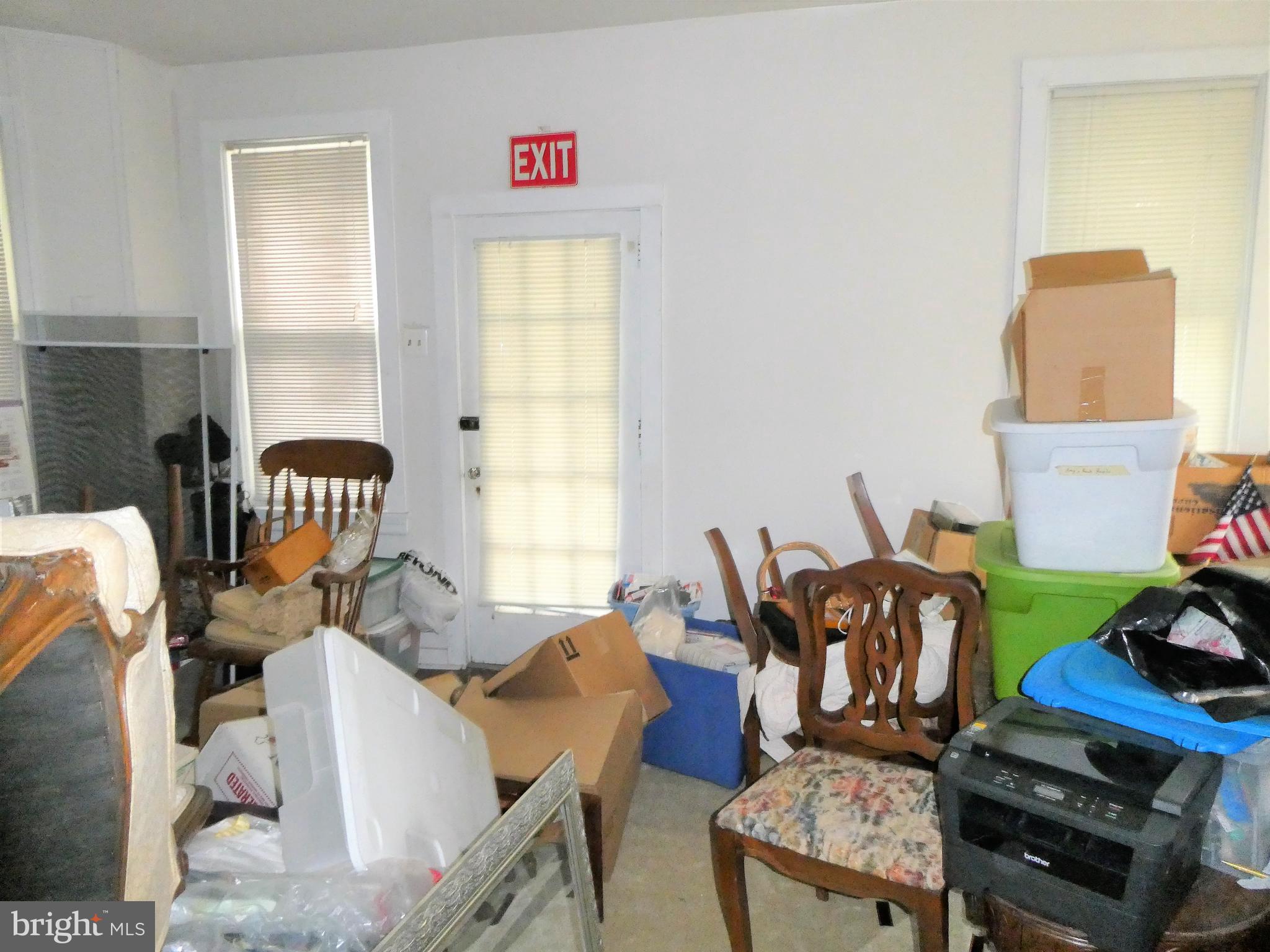 915 Stone Road Laurel Springs, NJ 08021 - Photo 20 of 30 a living room with furniture and a window