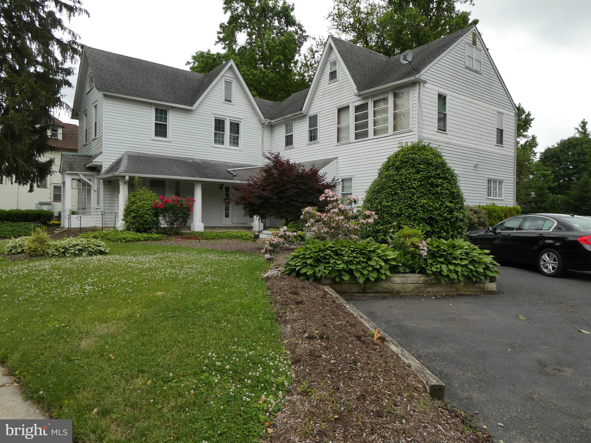 915 Stone Road Laurel Springs, NJ 08021 - Photo 30 of 30 a front view of a house with a yard