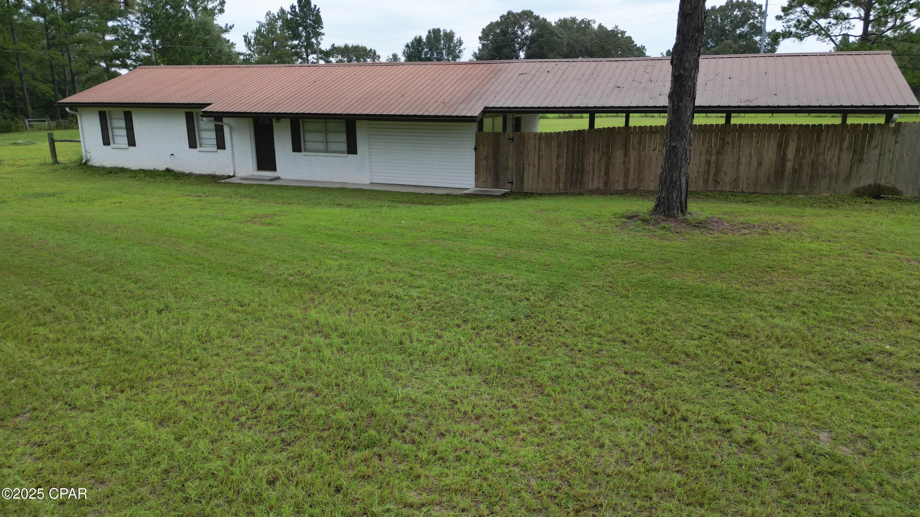 2290 Boswell Road Bonifay, FL 32425 - Photo 2 of 18