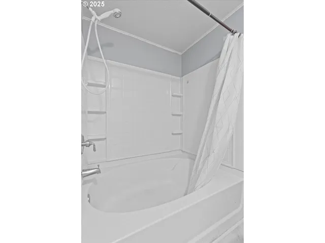 $105,900 | 10660 Southwest Wilsonville Road, Unit 60, Wilsonville, OR 97070