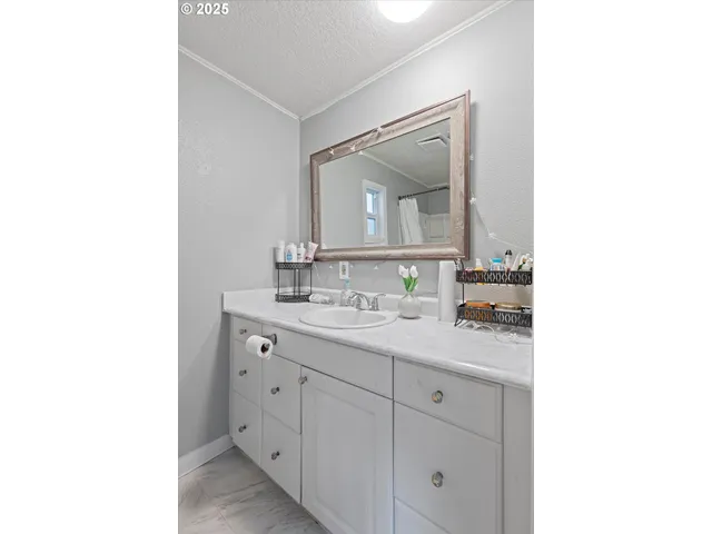 $105,900 | 10660 Southwest Wilsonville Road, Unit 60, Wilsonville, OR 97070