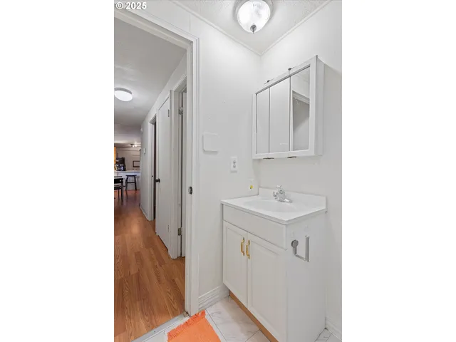 $105,900 | 10660 Southwest Wilsonville Road, Unit 60, Wilsonville, OR 97070