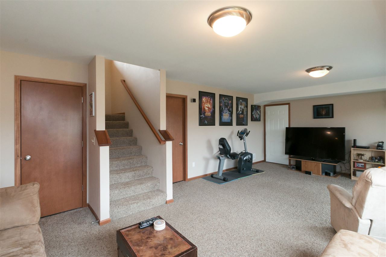 75 Lily Pond Road North Liberty, IA 52317 - Photo 18 of 25 Gallery Image 18