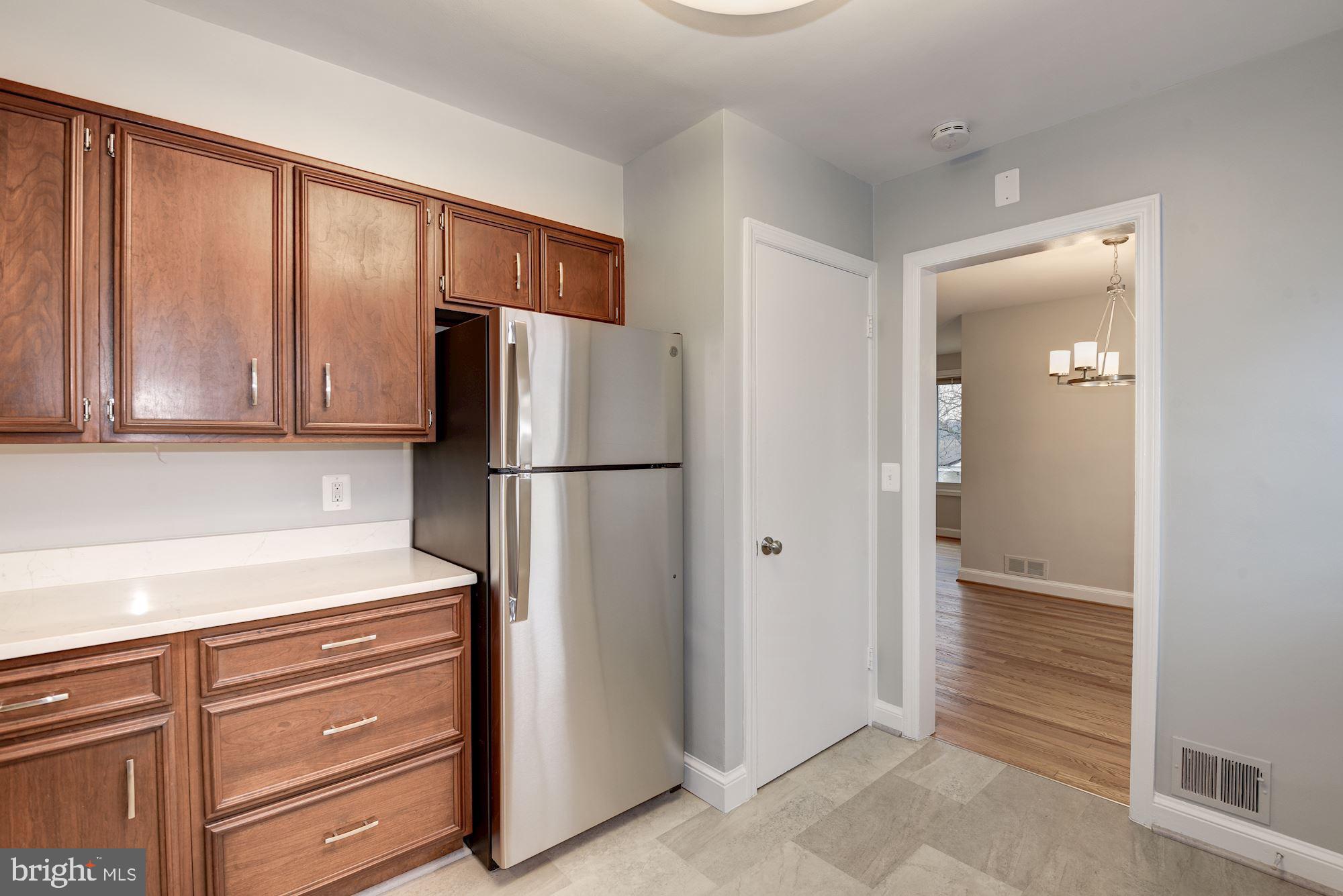 2940 Terrace Drive Chevy Chase, MD 20815 - Photo 11 of 28