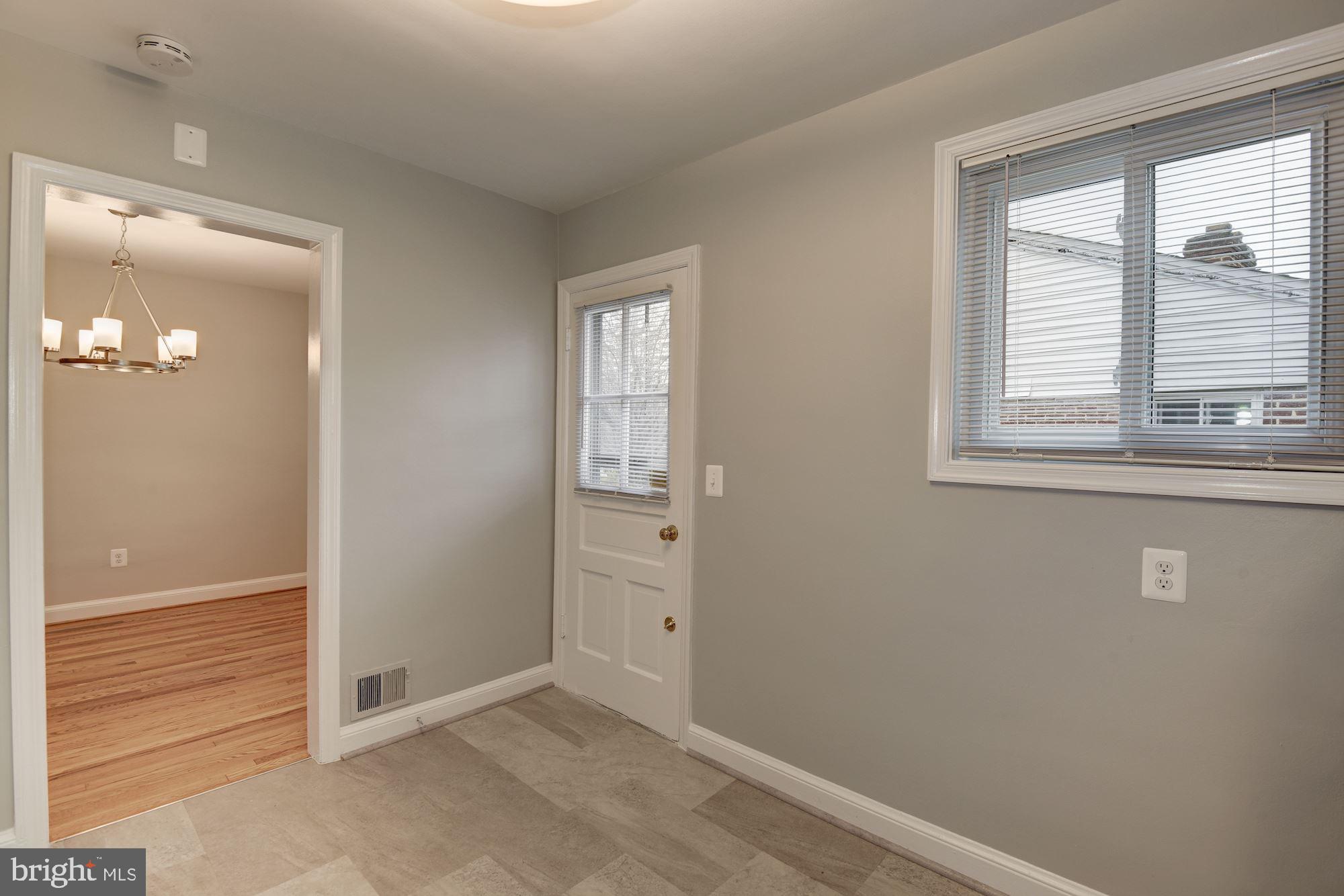 2940 Terrace Drive Chevy Chase, MD 20815 - Photo 12 of 28