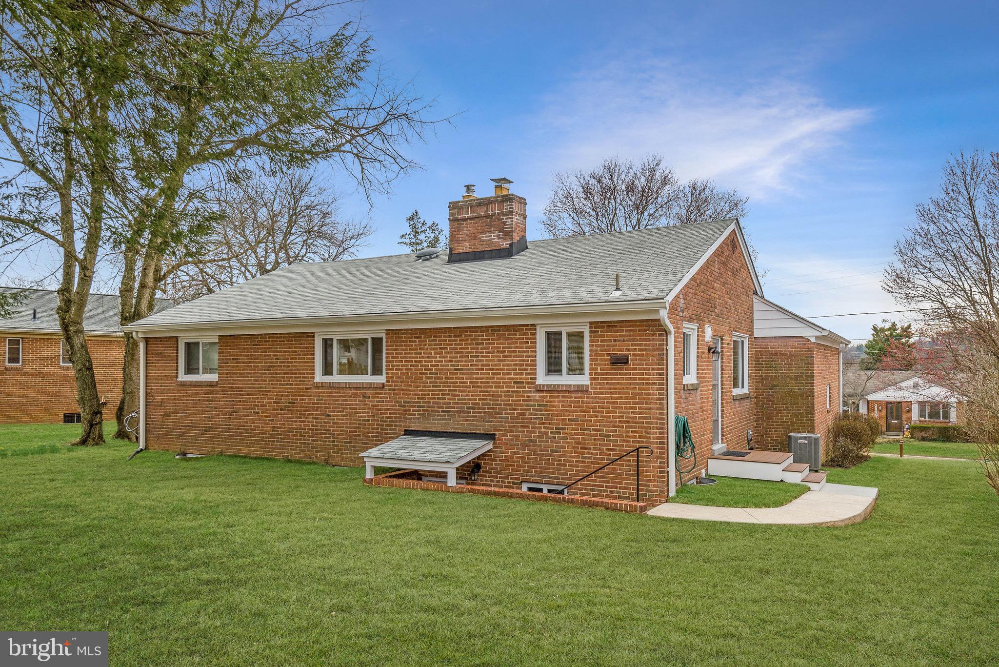 2940 Terrace Drive Chevy Chase, MD 20815 - Photo 28 of 28