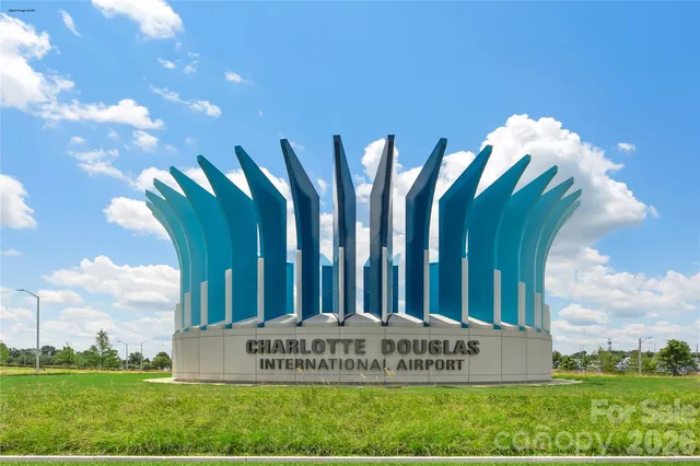 $391,990 | 7006 Yorkshire Pl Way, Unit 1008B, Charlotte, NC 28273