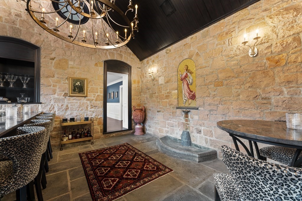 32 Parkman Way Needham, MA 02492 - Photo 11 of 35