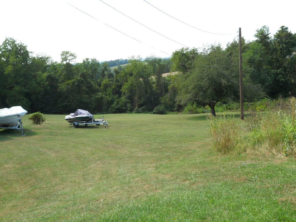 106 Wards Road Grindstone, PA 15442 - Photo 3 of 3