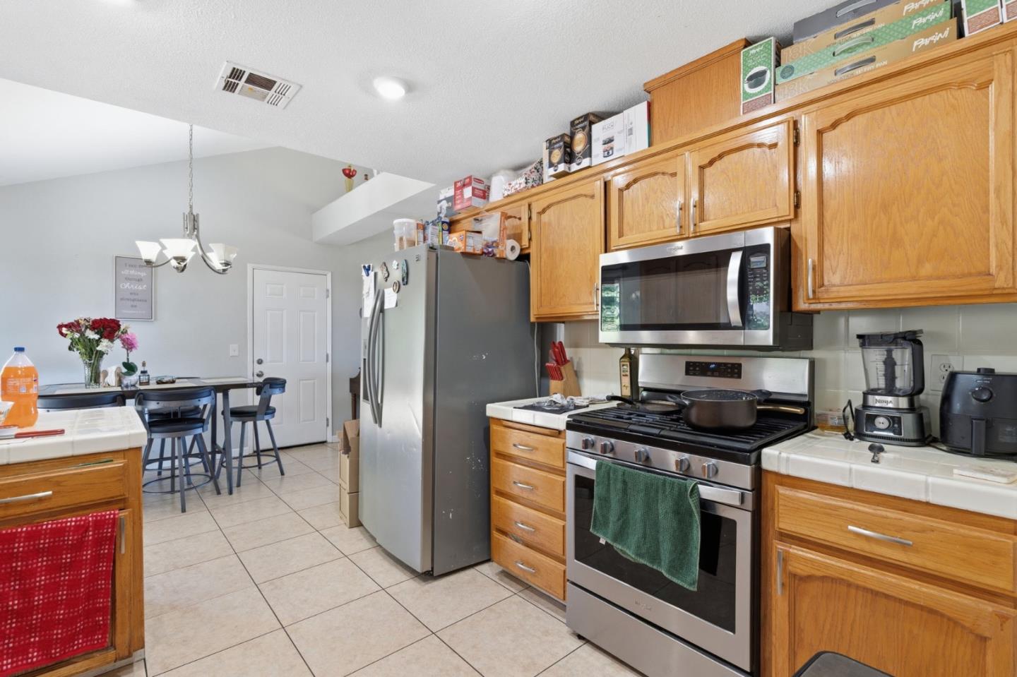20105 Olympia Road Madera, CA 93638 - Photo 8 of 32