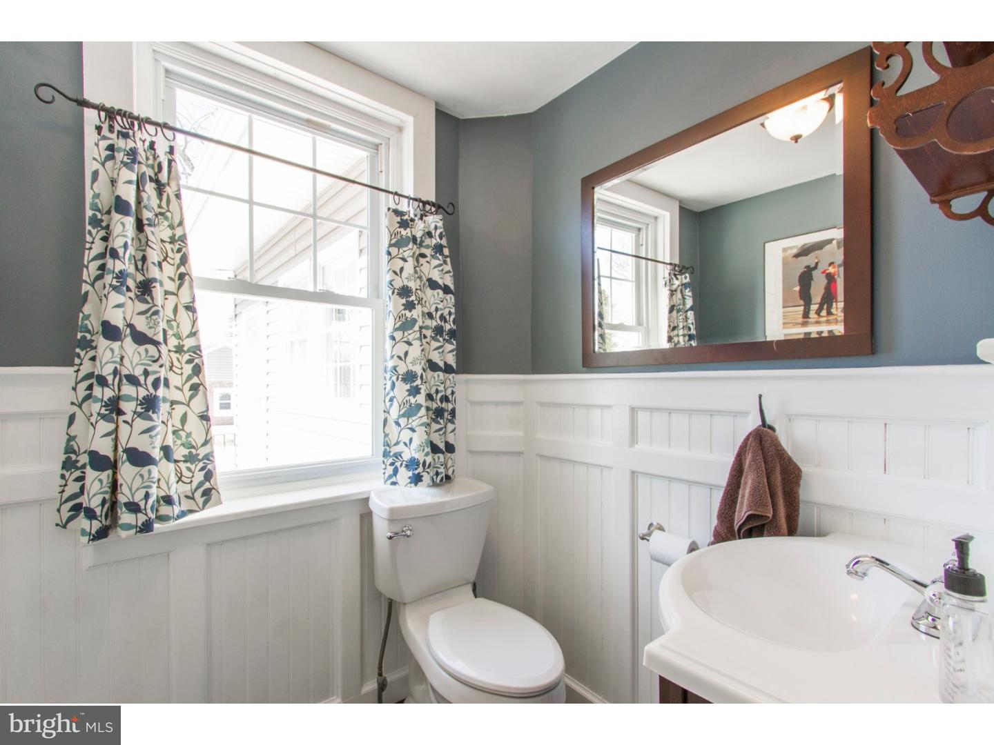 474 South Old Middletown Road Media, PA 19063 - Photo 9 of 25 Bathroom