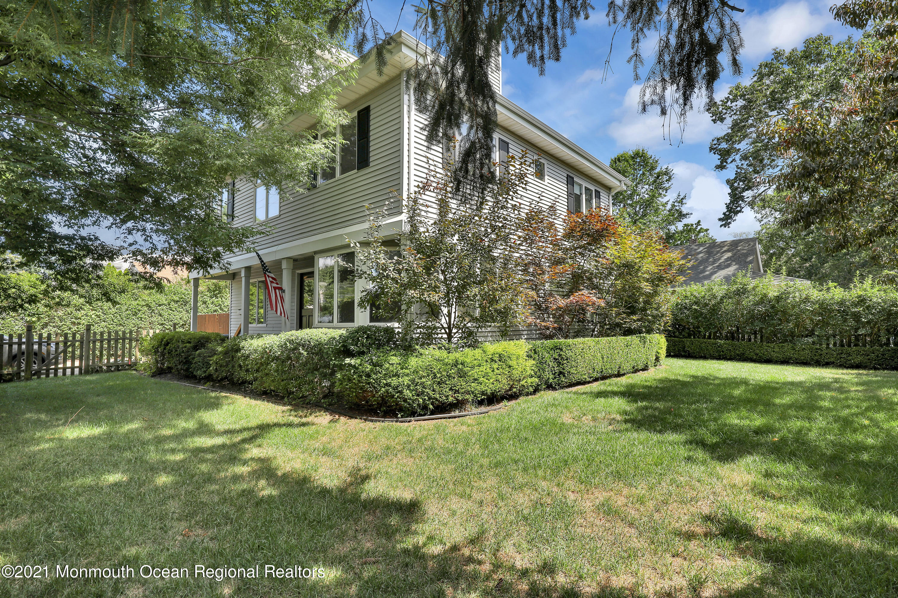 57 Black Point Road Rumson, NJ 07760 - Photo 1 of 26 57 Black Point Rd Rumson NJ-print-029-02