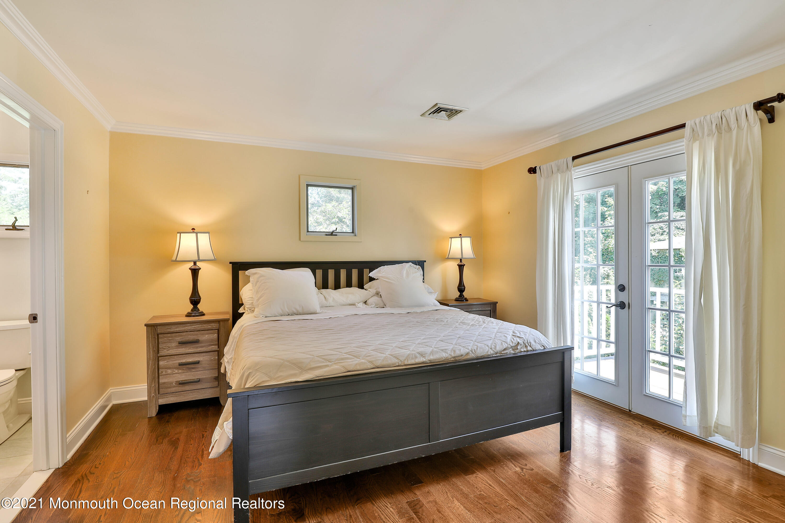 57 Black Point Road Rumson, NJ 07760 - Photo 12 of 26 57 Black Point Rd Rumson NJ-print-015-02
