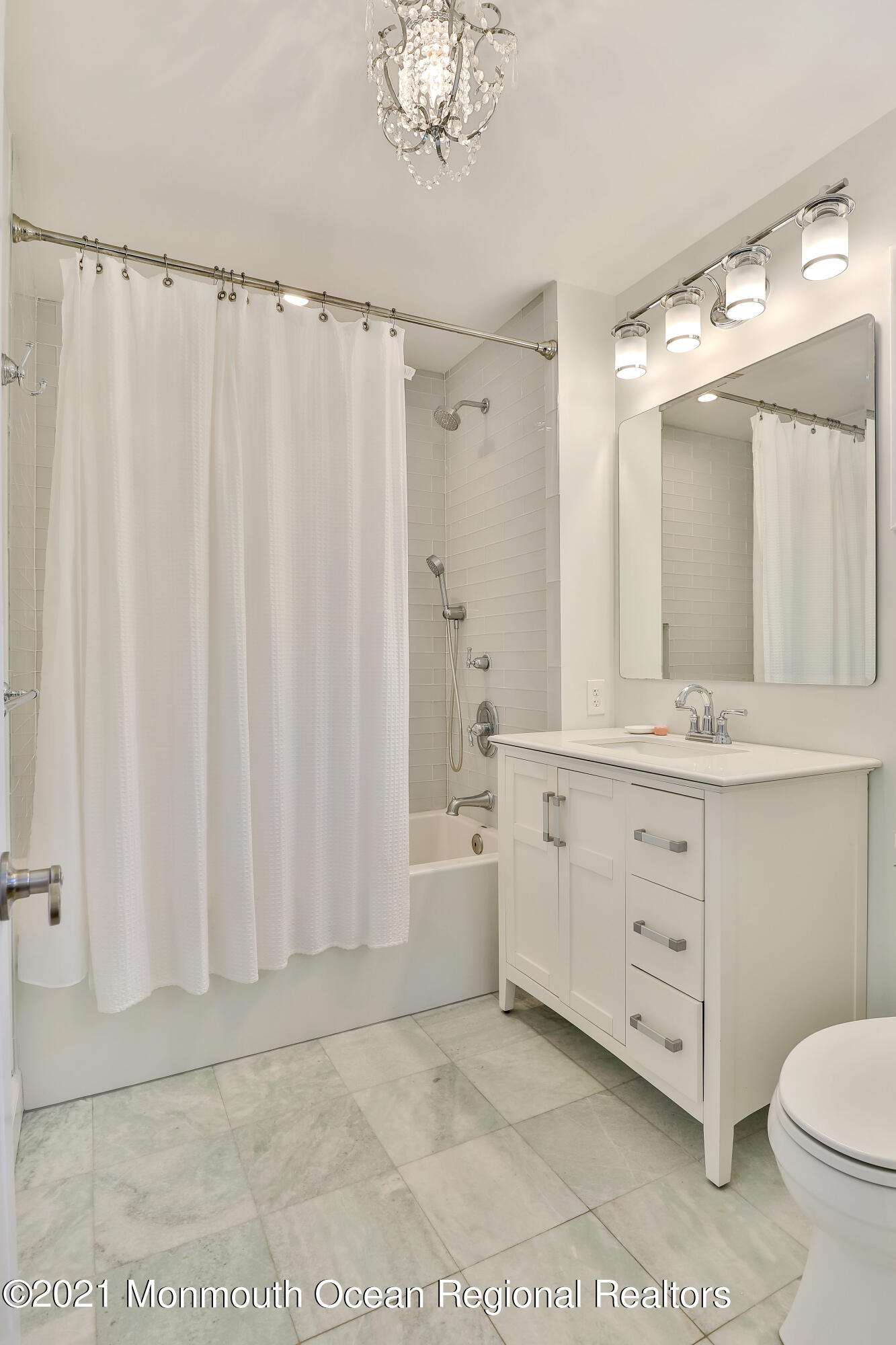 57 Black Point Road Rumson, NJ 07760 - Photo 13 of 26 57 Black Point Rd Rumson NJ-print-023-01