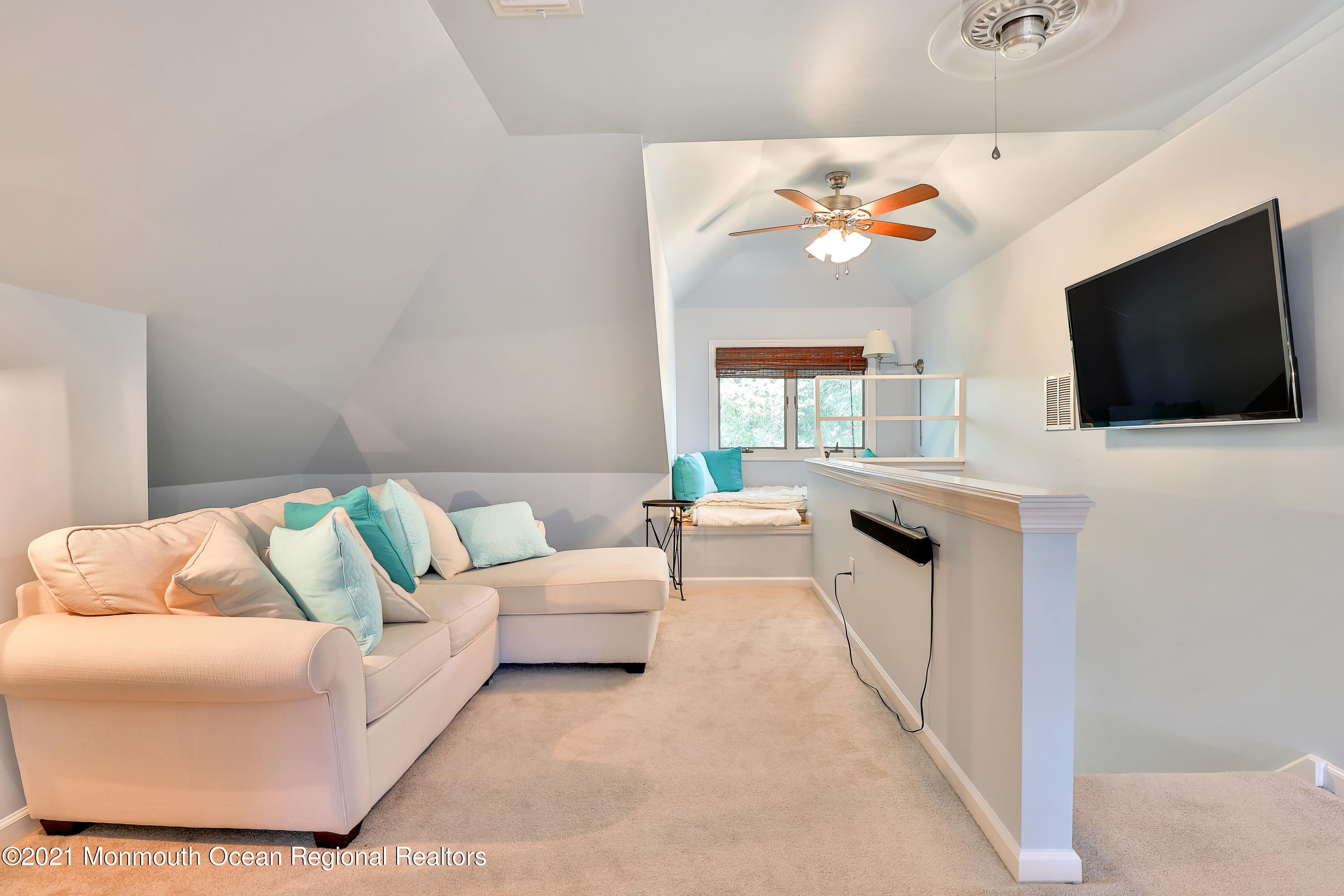 57 Black Point Road Rumson, NJ 07760 - Photo 17 of 26 57 Black Point Rd Rumson NJ-print-022-02