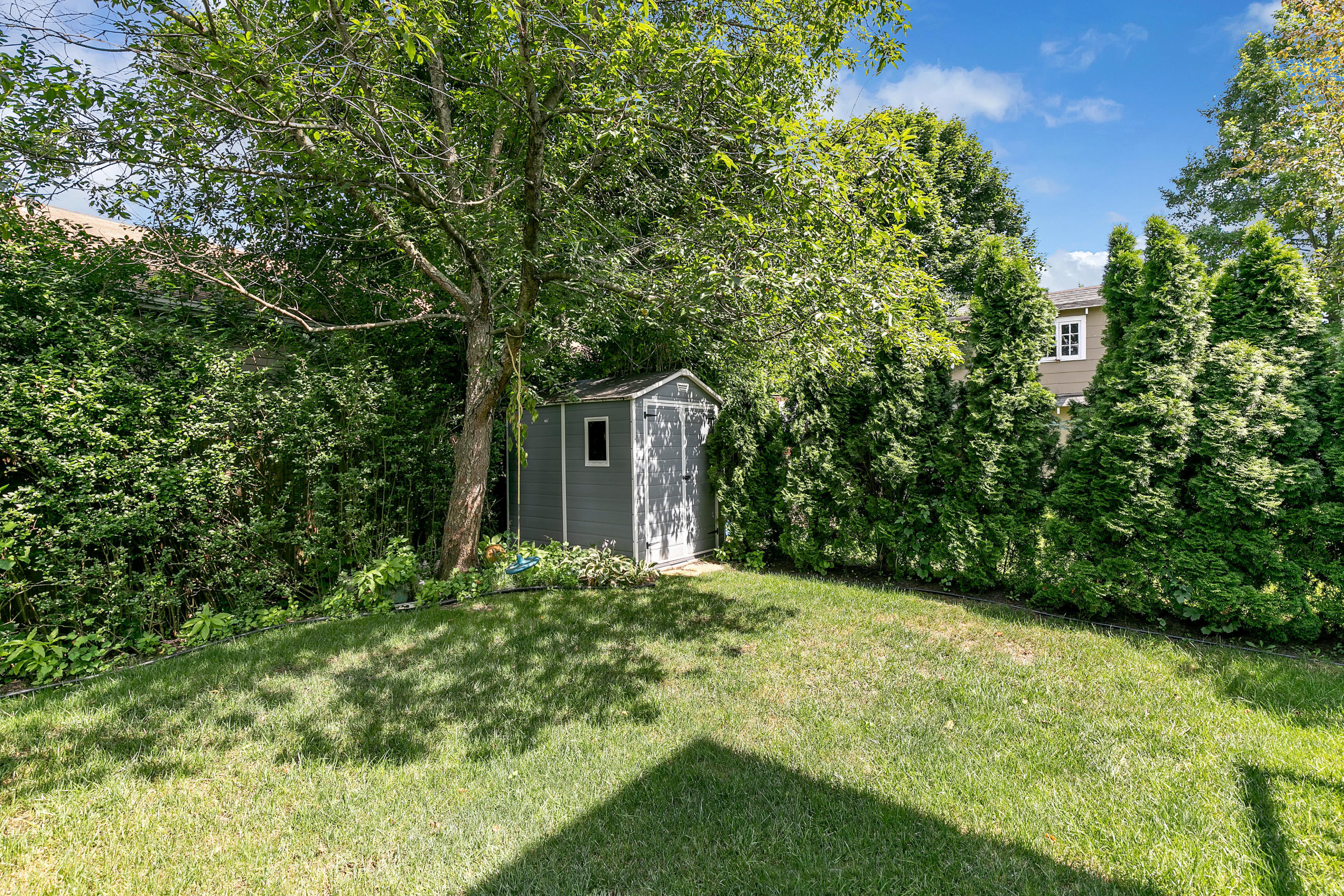 57 Black Point Road Rumson, NJ 07760 - Photo 22 of 26 57 Black Point Rd Rumson NJ-print-026-00