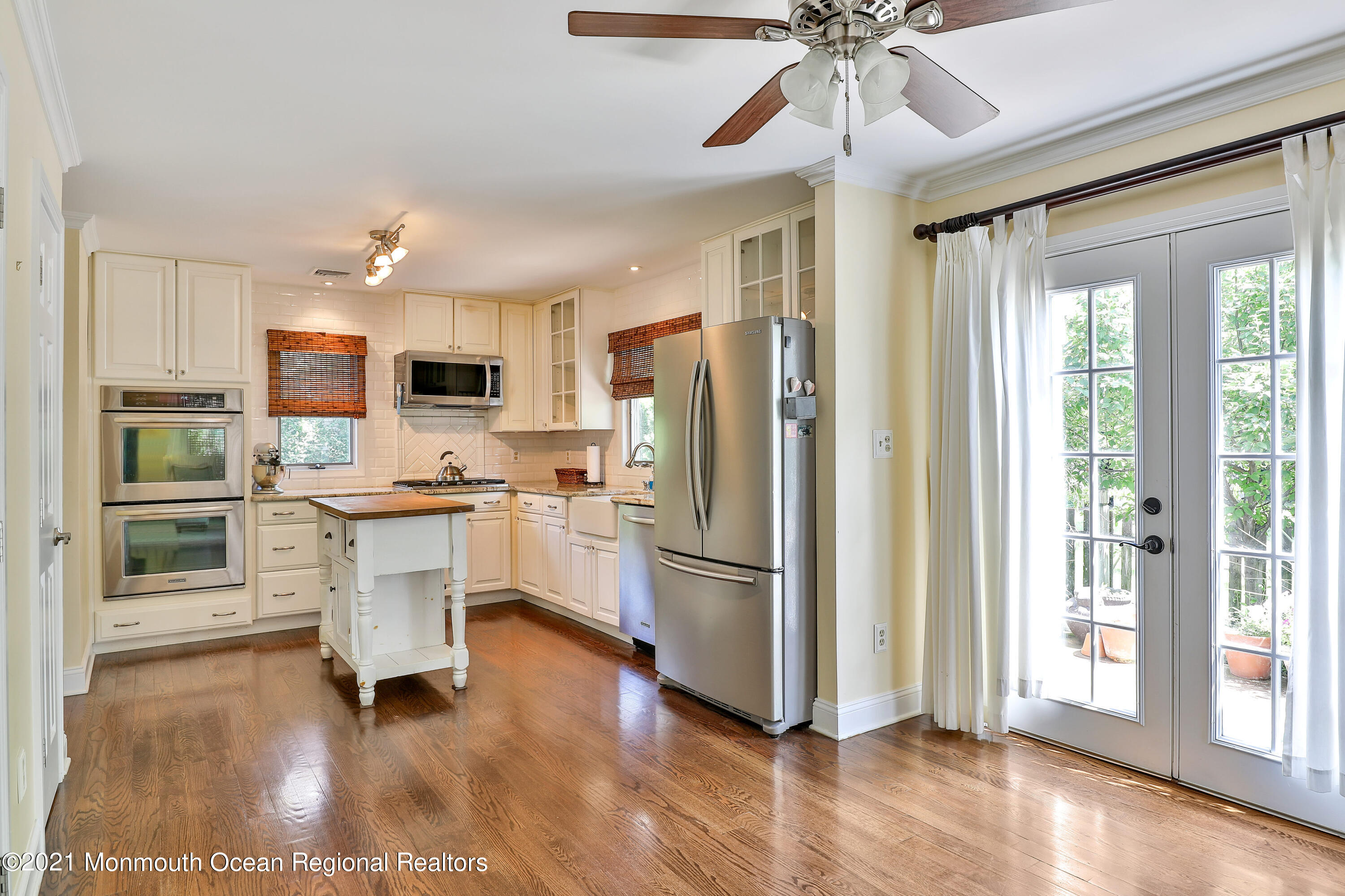 57 Black Point Road Rumson, NJ 07760 - Photo 6 of 26 57 Black Point Rd Rumson NJ-print-011-01