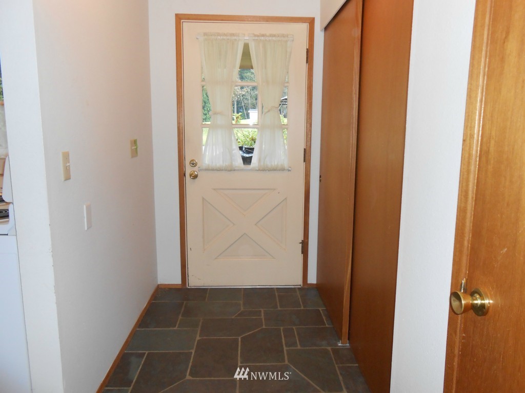 12031 Burn Road Arlington, WA 98223 - Photo 5 of 13 Gallery Image 5