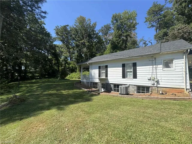$140,000 | 362 Pegram Street, Elkin, NC 28621