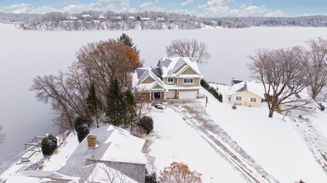 $3,150,000 | 3396 Kings Point Road, Excelsior, MN 55331