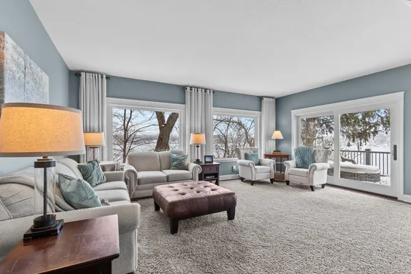 $3,150,000 | 3396 Kings Point Road, Excelsior, MN 55331