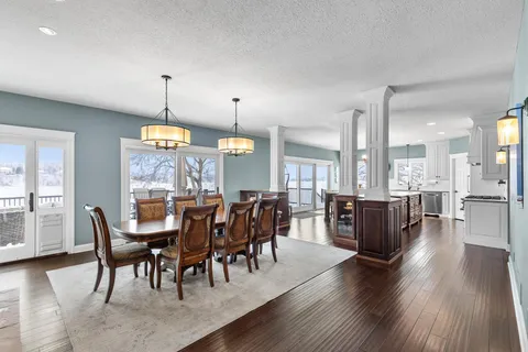 $3,150,000 | 3396 Kings Point Road, Excelsior, MN 55331