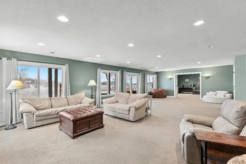 $3,150,000 | 3396 Kings Point Road, Excelsior, MN 55331