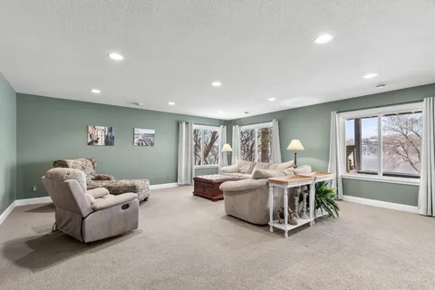 $3,150,000 | 3396 Kings Point Road, Excelsior, MN 55331