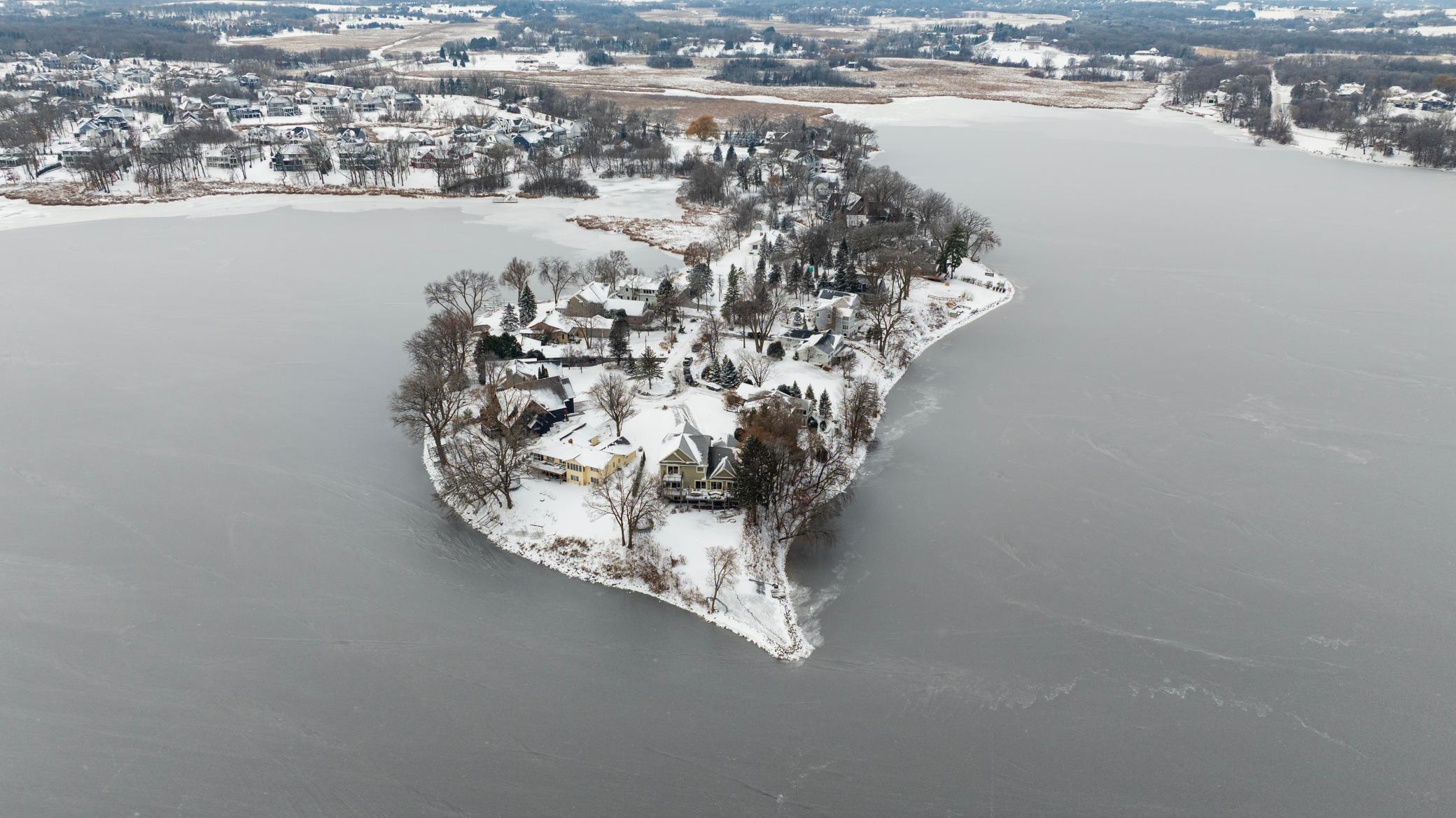 3396 Kings Point Road Excelsior, MN 55331 - Photo 43 of 54