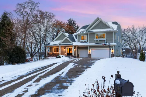 $3,150,000 | 3396 Kings Point Road, Excelsior, MN 55331