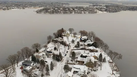 $3,150,000 | 3396 Kings Point Road, Excelsior, MN 55331