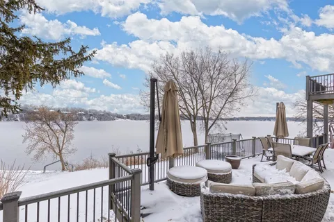 $3,150,000 | 3396 Kings Point Road, Excelsior, MN 55331