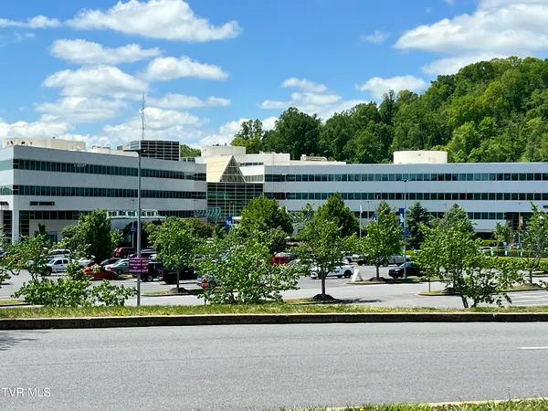 $395,000 | Undisclosed Address, Bristol, TN 37620