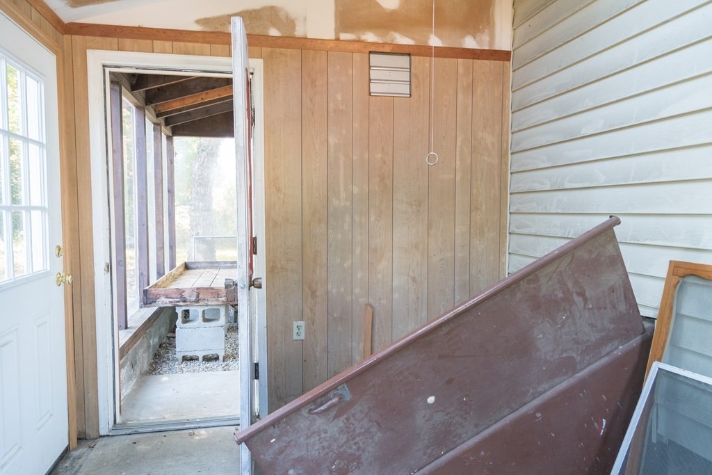 333 River Drive Hadley, MA 01035 - Photo 17 of 28