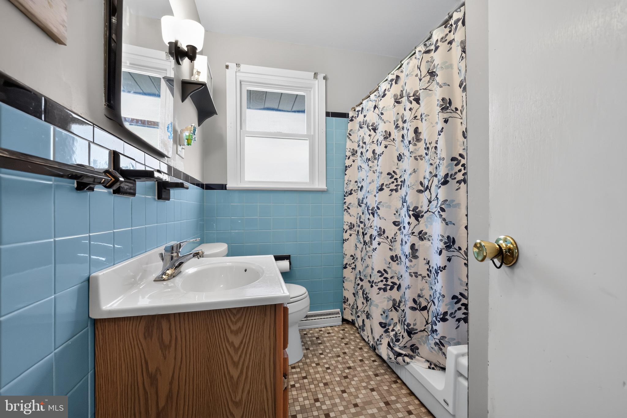 620 West 3rd Avenue Runnemede, NJ 08078 - Photo 23 of 30 Bathroom
