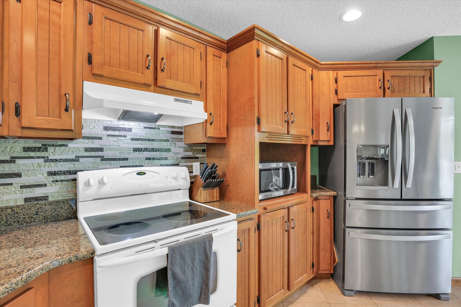 5353 Bailey Avenue Clinton, IL 61727 - Photo 19 of 72