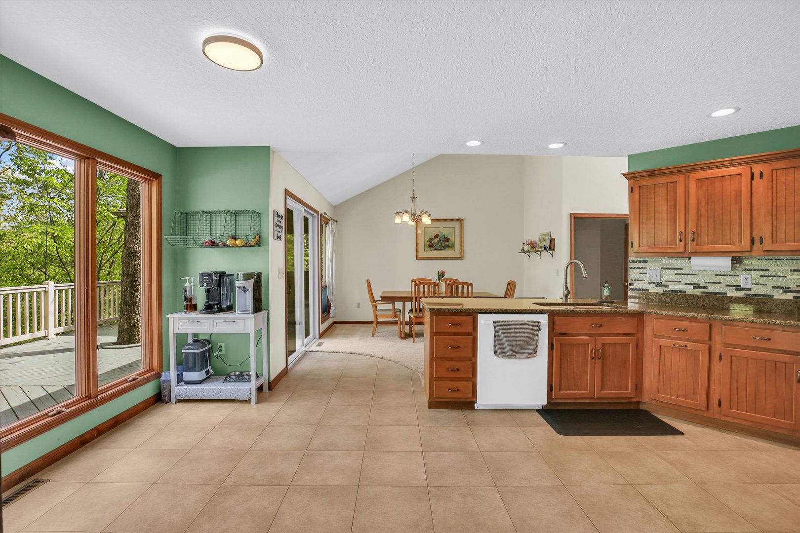 5353 Bailey Avenue Clinton, IL 61727 - Photo 20 of 72