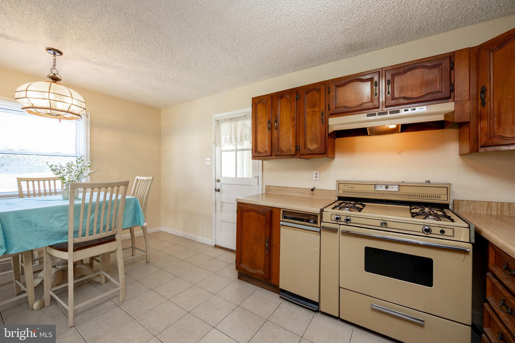 11005 Proctor Road Philadelphia, PA 19116 - Photo 18 of 53 Gallery Image 18