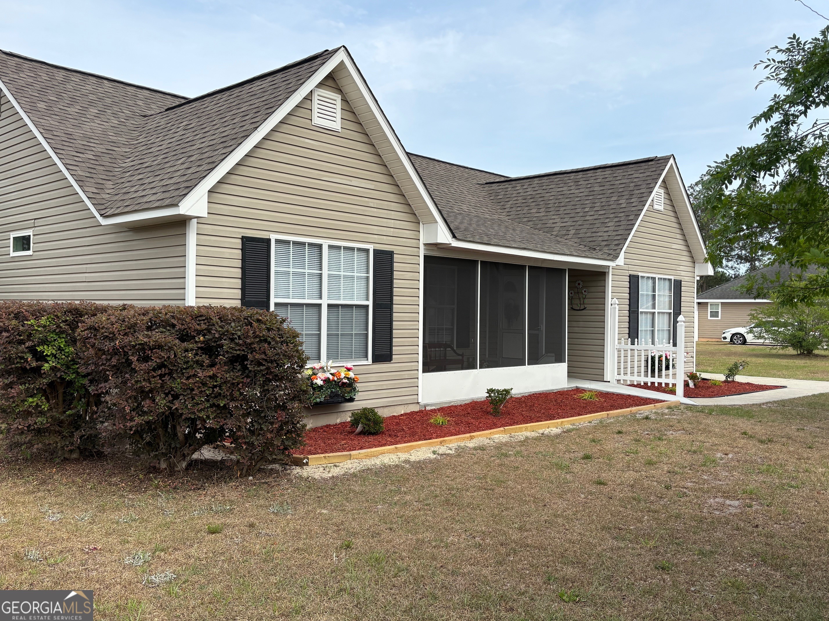 6663 Pine Ridge Circle Blackshear, GA 31516 - Photo 3 of 34