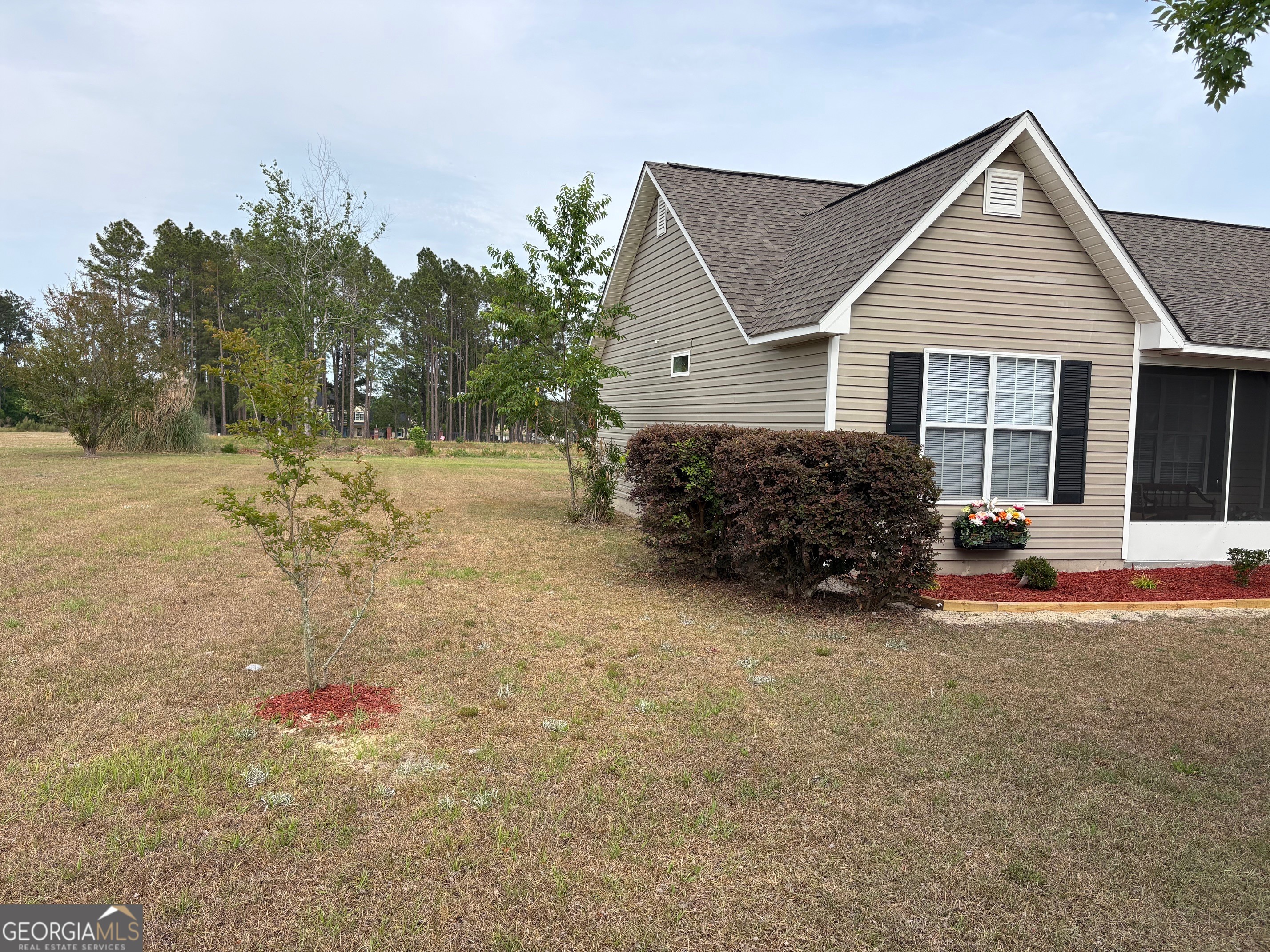 6663 Pine Ridge Circle Blackshear, GA 31516 - Photo 5 of 34