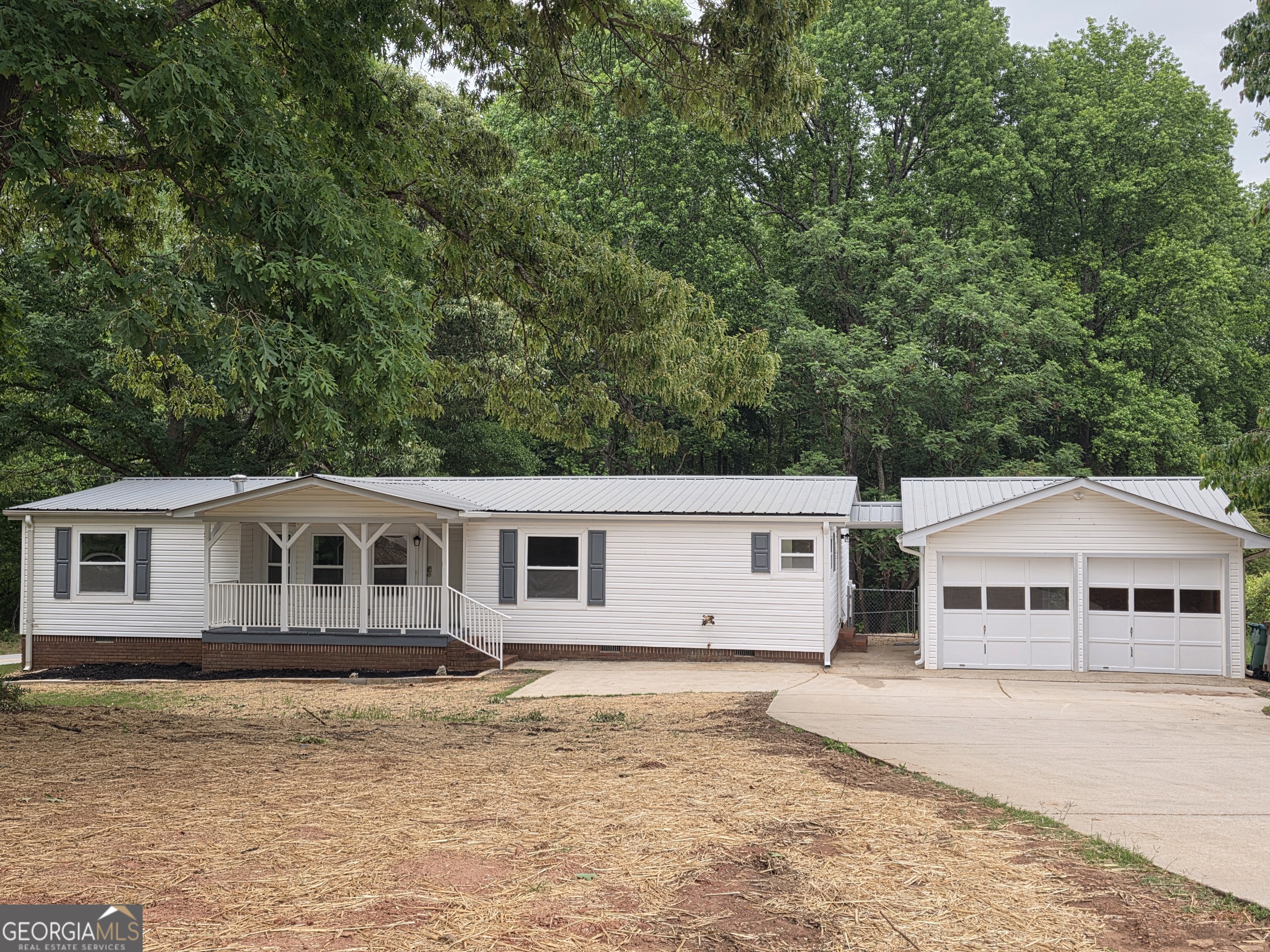 47 Forest Lake Road Pendergrass, GA 30567 - Photo 1 of 44