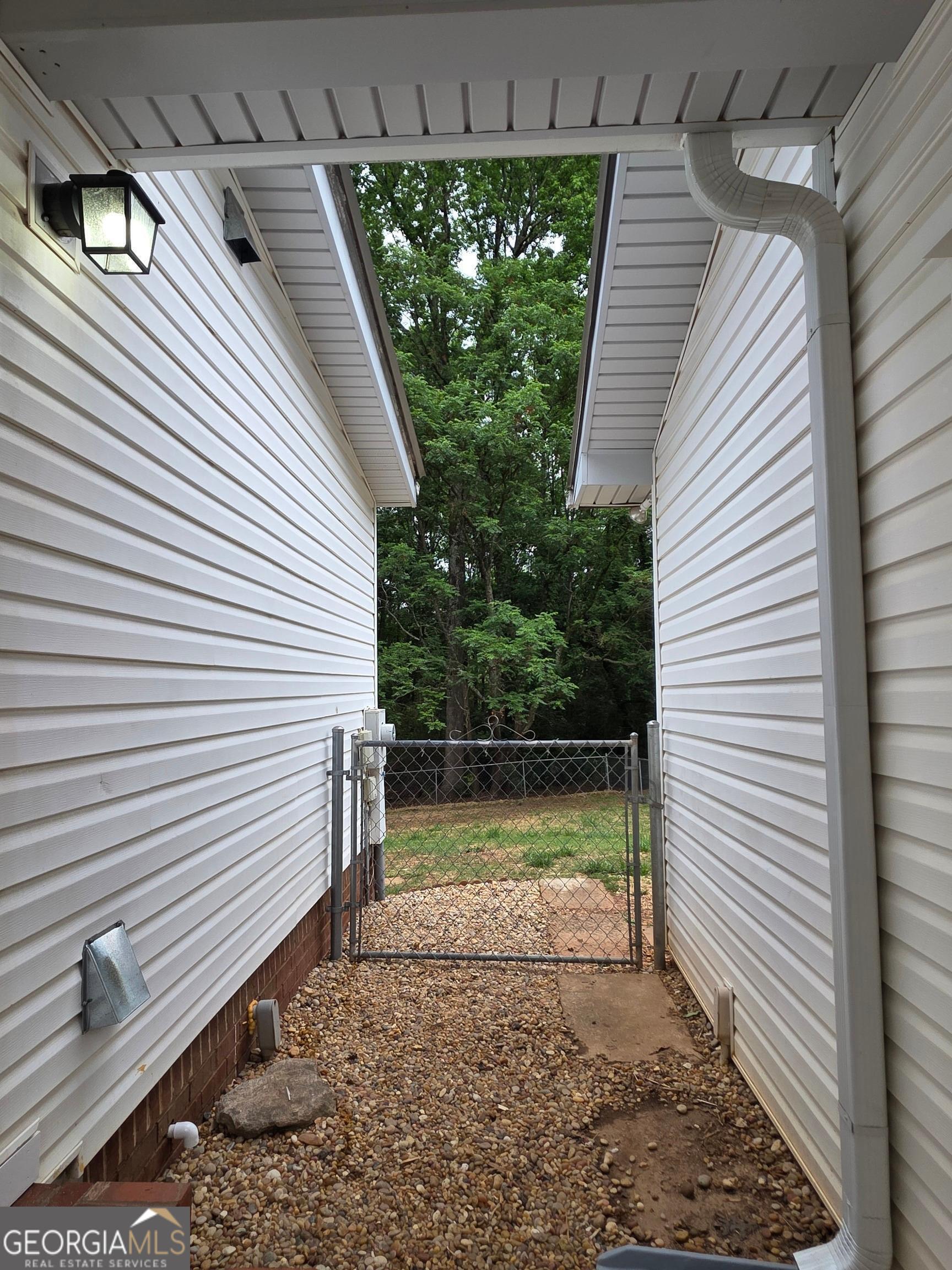 47 Forest Lake Road Pendergrass, GA 30567 - Photo 12 of 44