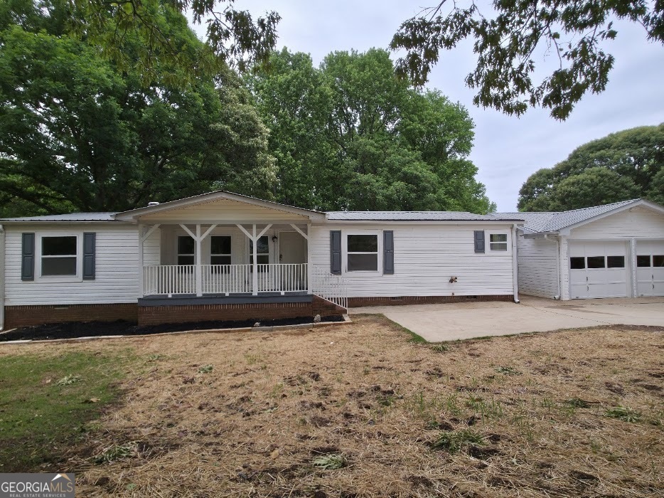47 Forest Lake Road Pendergrass, GA 30567 - Photo 5 of 44