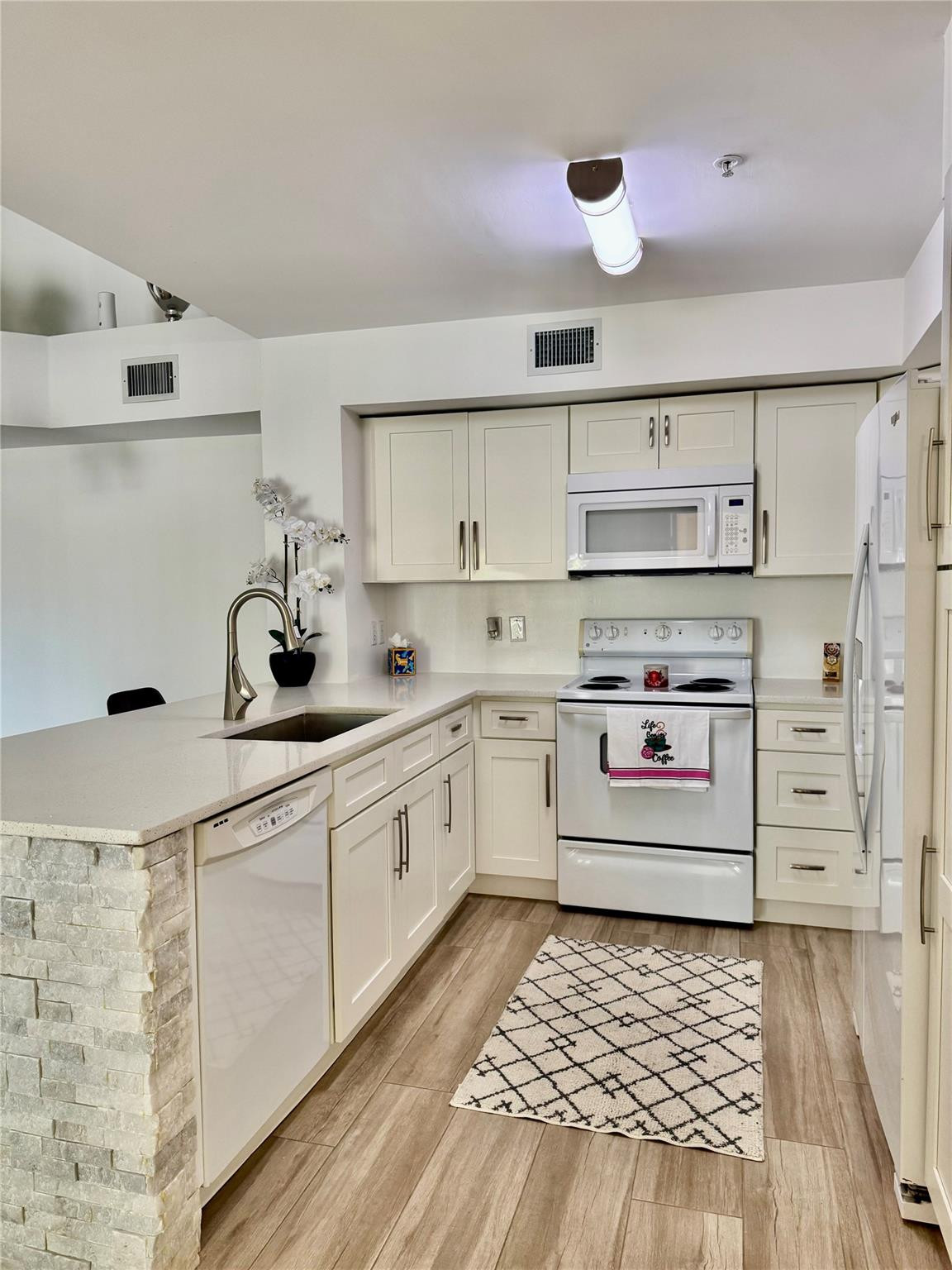 4856 North State Road 7 Pompano Beach, FL 33073 - Photo 3 of 19 Photo 4