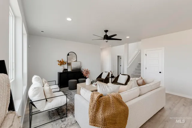 $614,990 | 1102 East Crab Spgs Street, Nampa, ID 83686