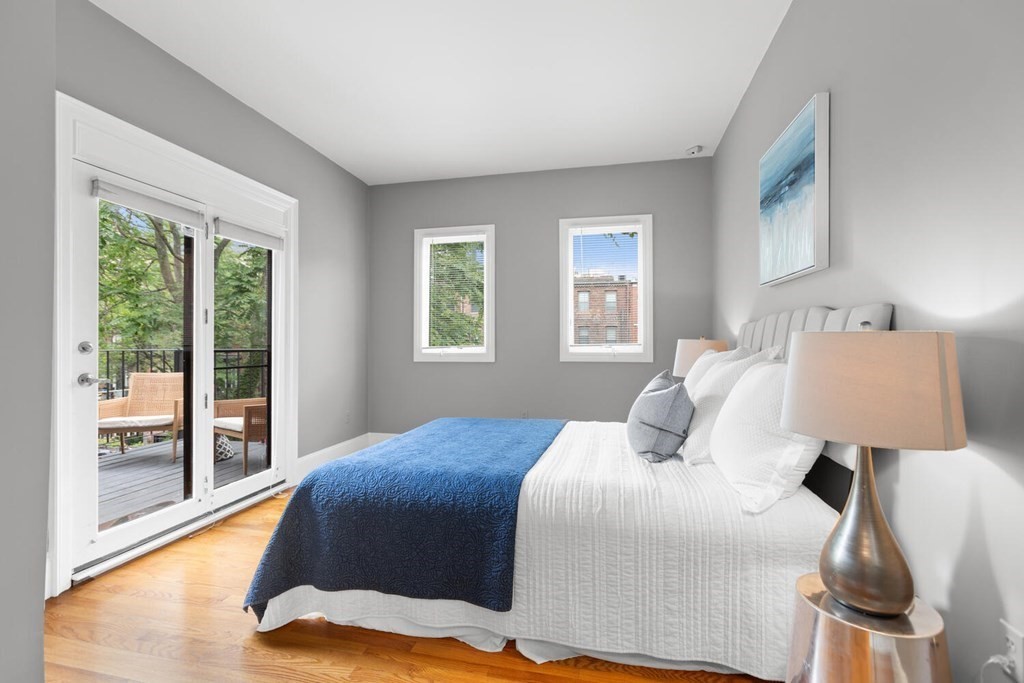 7 Holyoke Street, Unit 4 Boston, MA 02116 - Photo 12 of 22