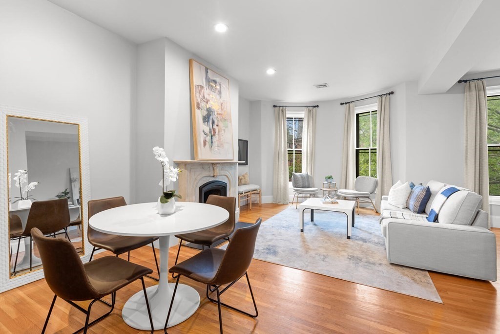 7 Holyoke Street, Unit 4 Boston, MA 02116 - Photo 3 of 22
