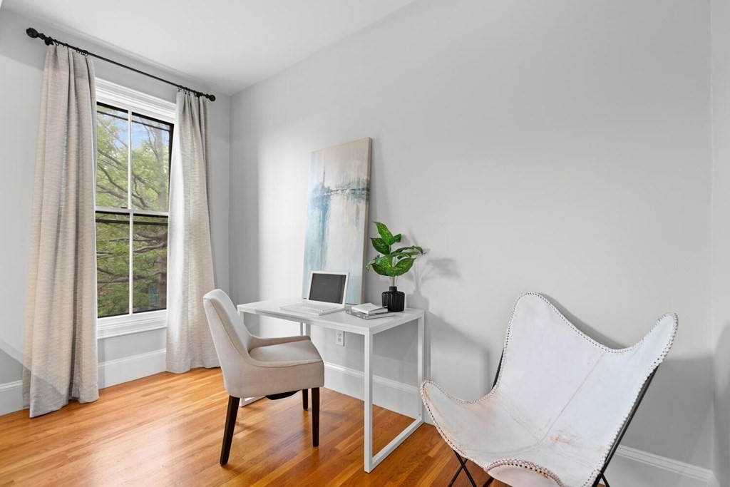 7 Holyoke Street, Unit 4 Boston, MA 02116 - Photo 4 of 22
