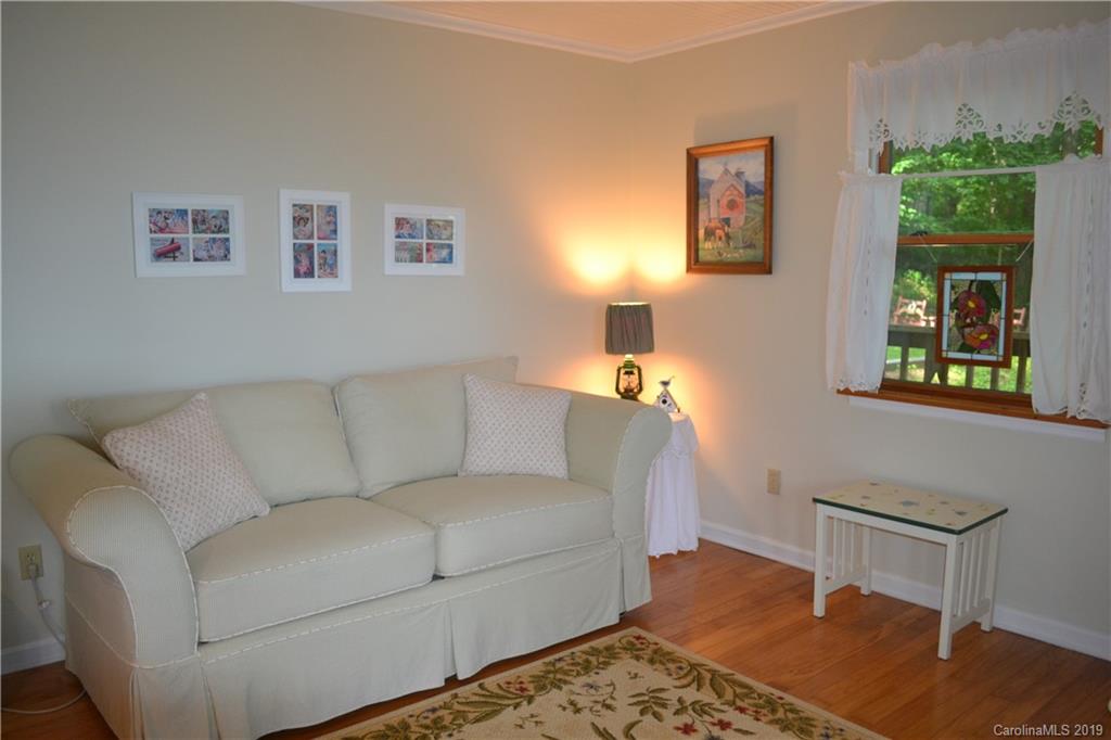 1622 Strawberry Ridge Road Spruce Pine, NC 28777 - Photo 3 of 32 Gallery Image 3